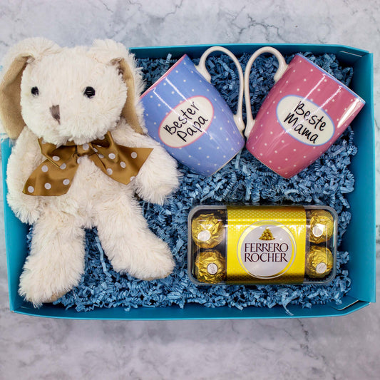 Plush toy with coffee cups and chocolate gift set