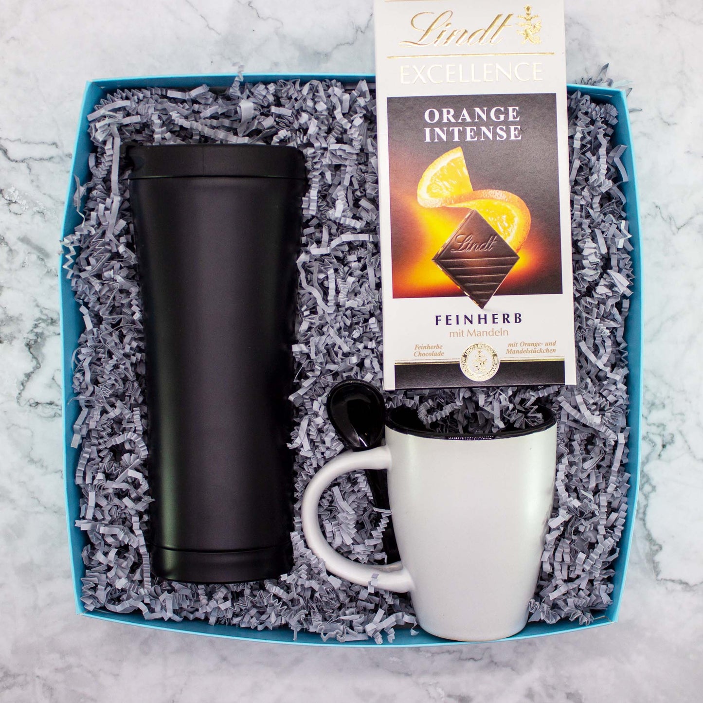 Isolierkanne Geschenkset mit Lindt & Tasse helloboxshop