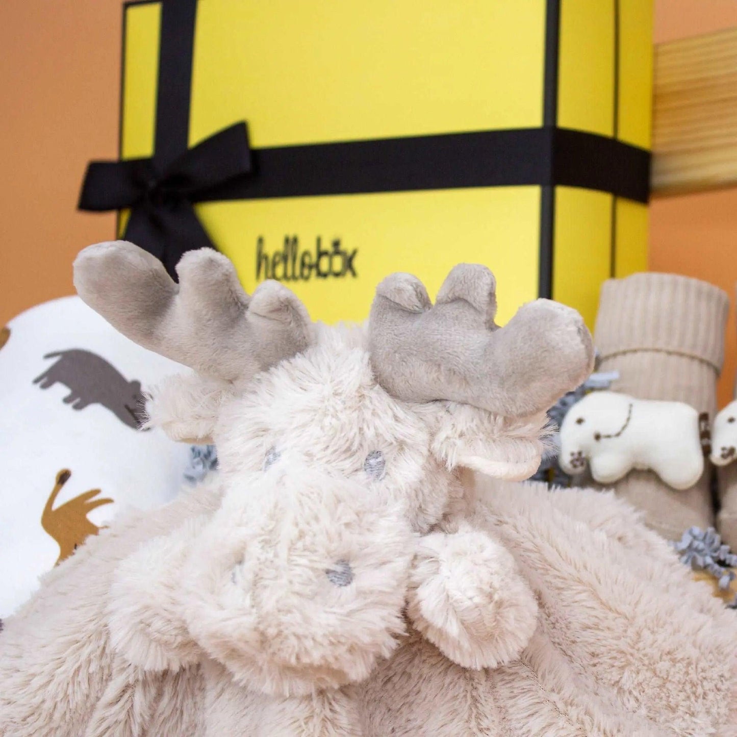 Geschenke Für Neugeborene  | Baby Geschenk zur Geburt Junge & Mädchen (Gelb) helloboxshop